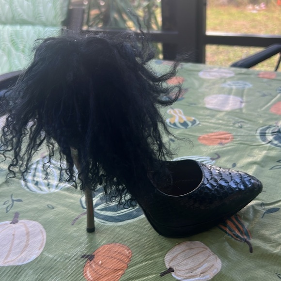 $1900 LANVIN Runway shoes - Picture 9 of 10